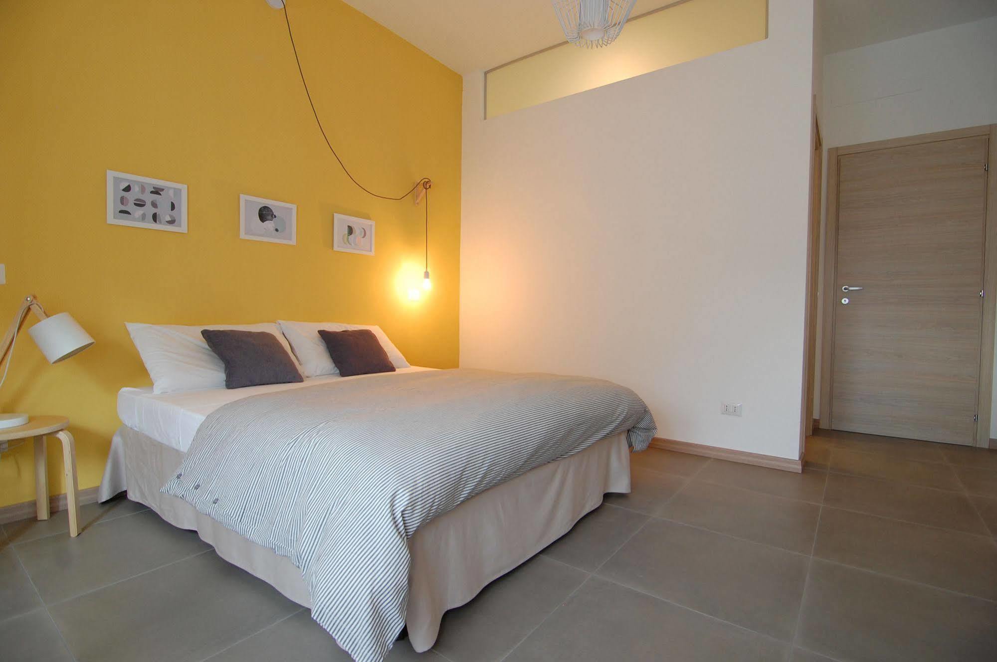 Le Officine Di Via Marsala Bed and Breakfast Legnano Buitenkant foto