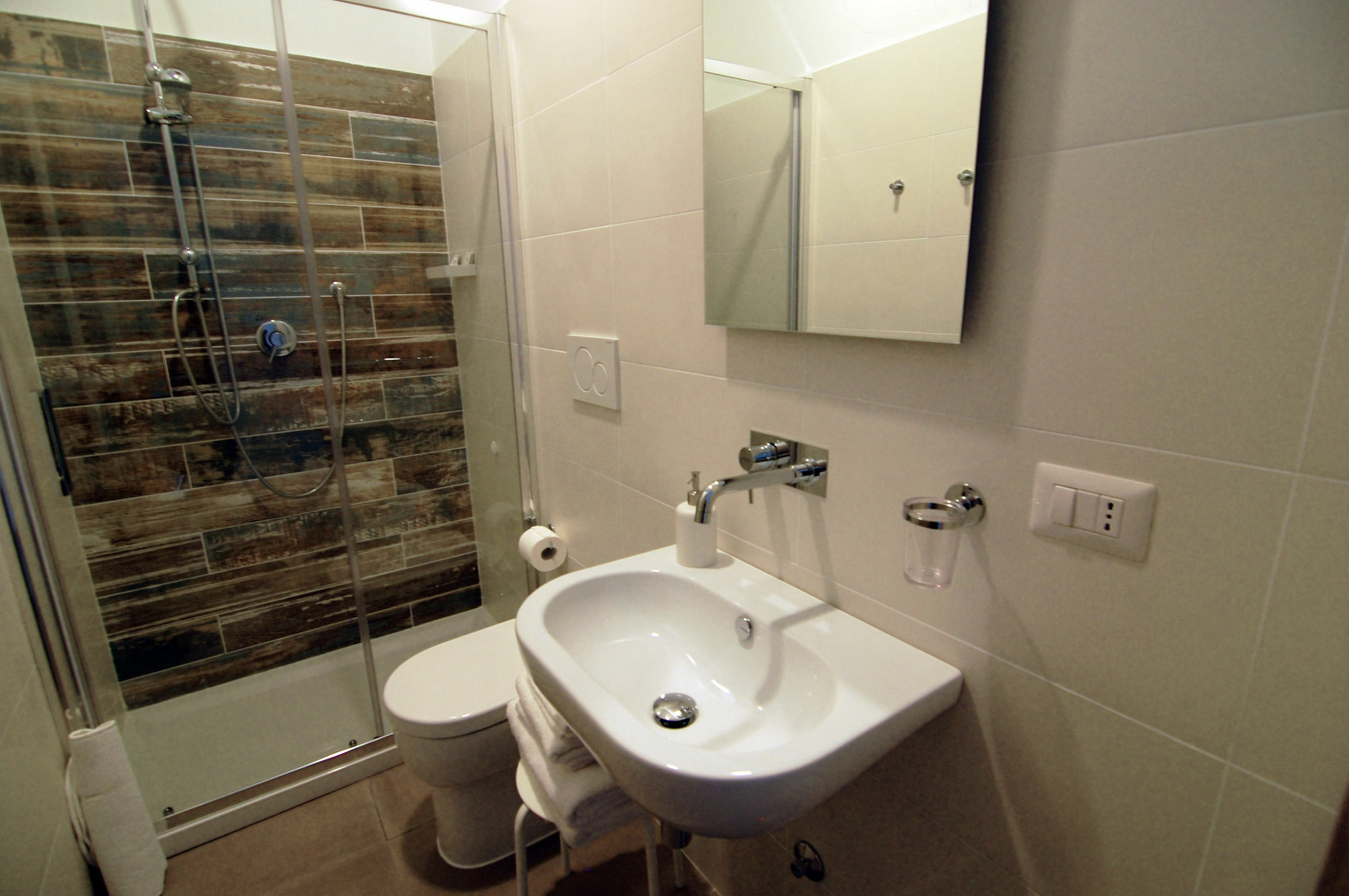Le Officine Di Via Marsala Bed and Breakfast Legnano Buitenkant foto